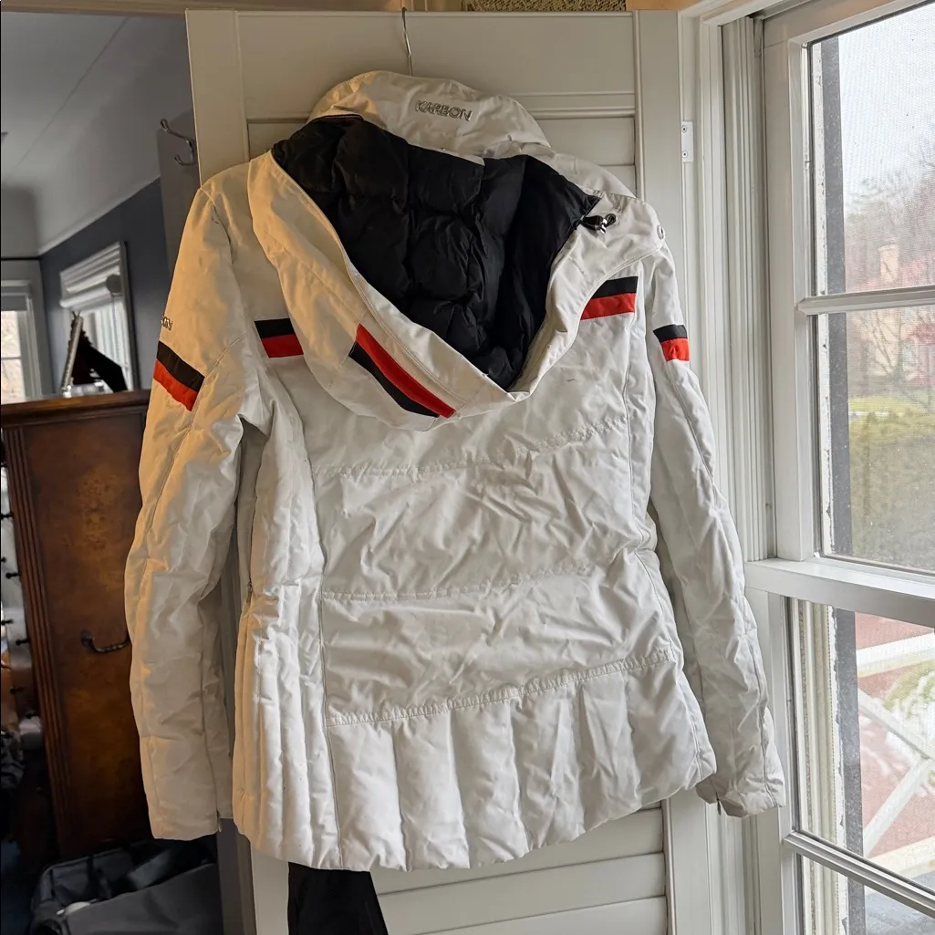 Karbon White ski jacket with double stripes in red and black Size 10 - Image 2
