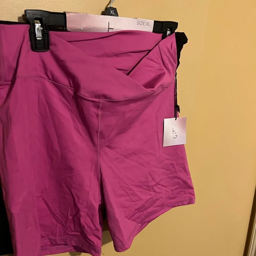 NWT happily grey v waist bike shorts xl Black - Image 2