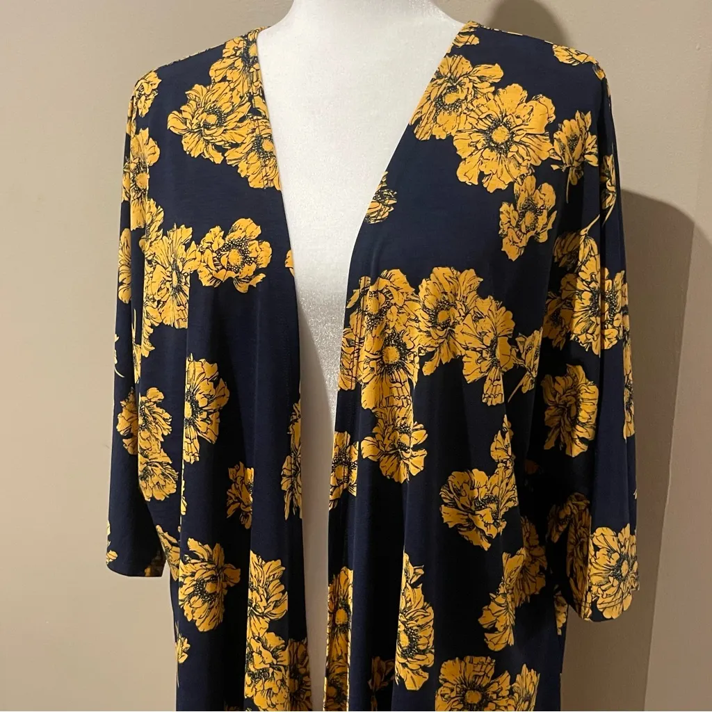 Yellow and Blue Floral Kimono Black - Image 2
