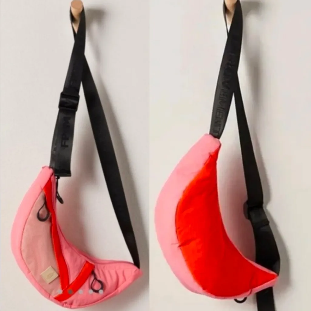 Free People  movement pink red sling bag NWT - Image 4