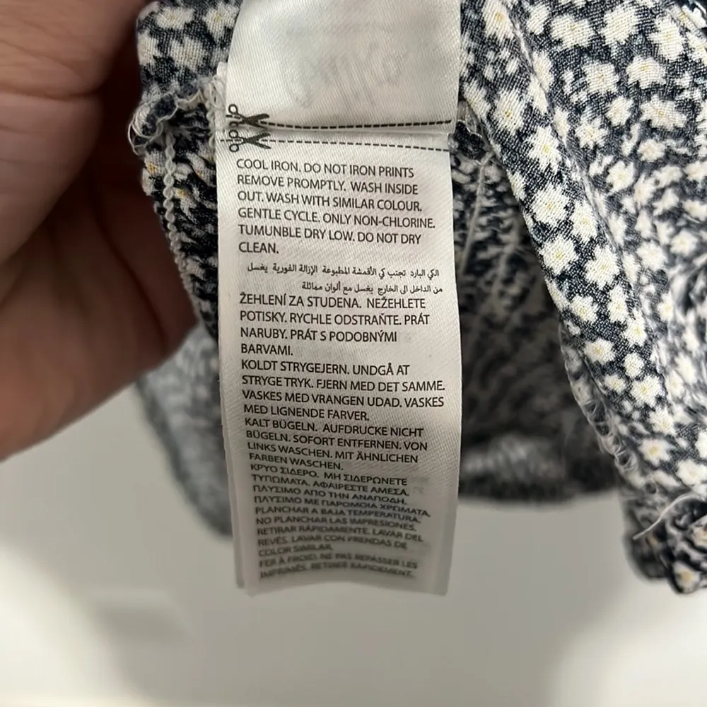 ADIKA Floral Mini Dress Size Small EUC - Image 7