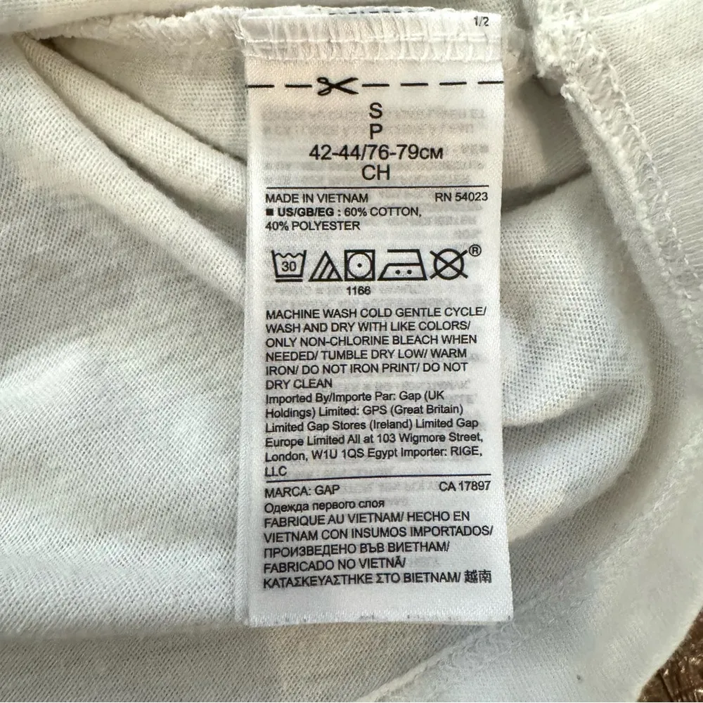 GAP raglan long sleeve top, unisex, size S - Image 7