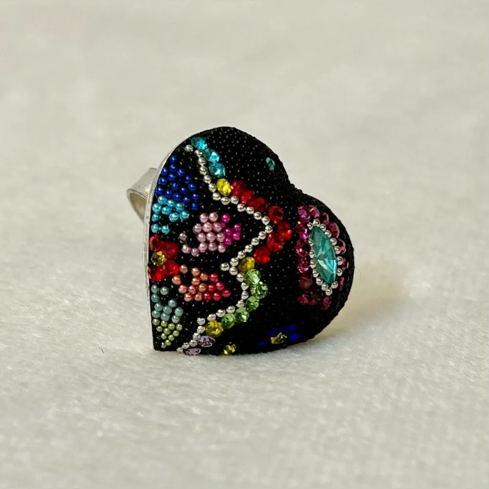 Solid Sterling Silver Micro Mosaic Heart Shaped Ring Size 7 Black - Image 4