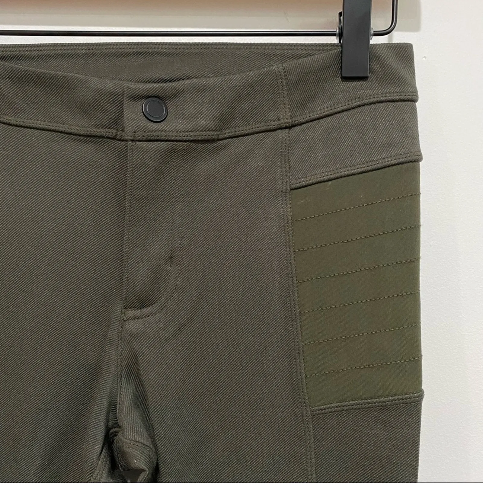 Athleta Trailsetter Ponte Motion Moto Pants Size 2 - Image 4