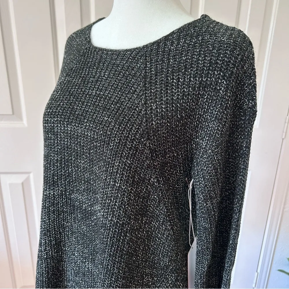 Fashion on Earth | Black Cable Knit Pullover Sweater V-Back | Size Small | NWT - Image 2