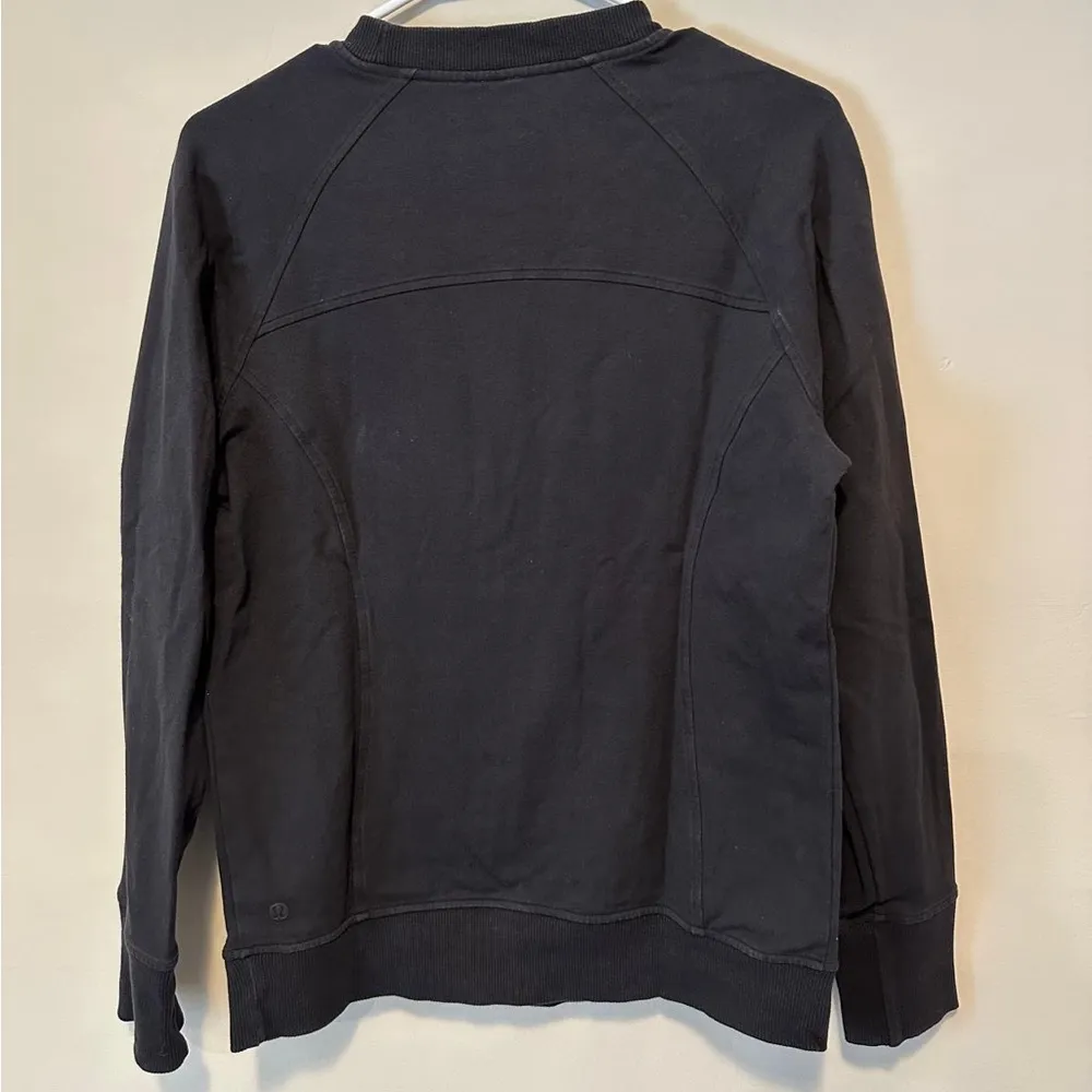Lululemon Scuba Crew Neck Sweatshirt in Black Size 8 - Image 3
