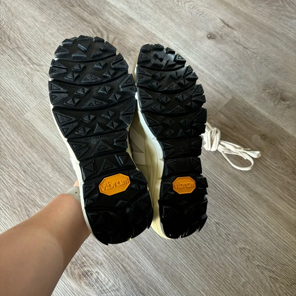 Women’s Dekkan Alveomesh Sneaker - Image 11