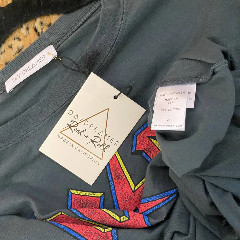 NWT Daydreamer AC/DC Crop Graphic Sweatshirt Gray Small - Image 45