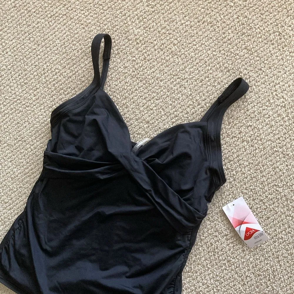 NEW Lands’ End Black Women’s Swimsuit Top Tankini Front Twist Padded Size 10 NWT - Image 3