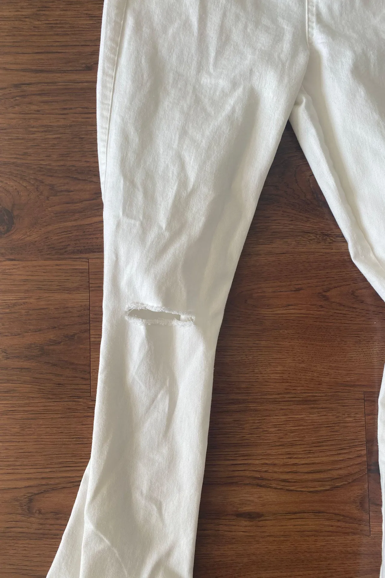 High Waisted White Flare Jeans Size M - Image 3