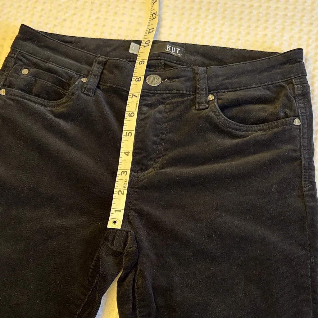 Kut from the Kloth Diana Size 6 Black Skinny Straight Corduroy Velvet Jeans - Image 13