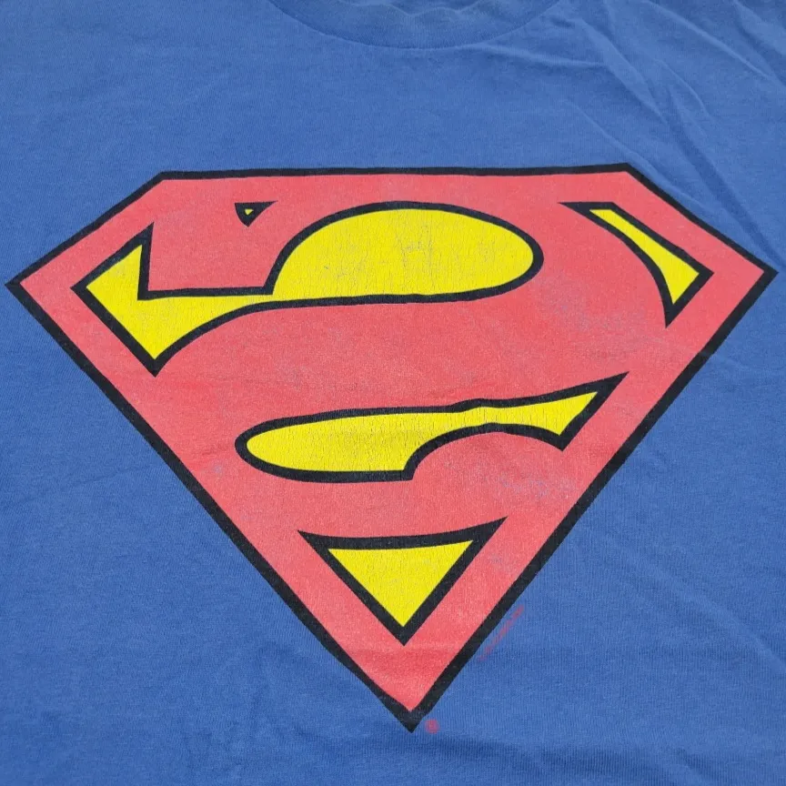 Rare Vintage  Shirt Size XL DC Comics Superman Backwards Logo Graphic Print T-Shirt Unisex T-Shirt - Image 4