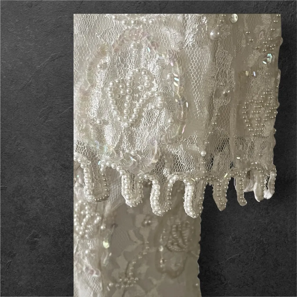 Stunning Scala Floral Pearl Beaded Full Length Scalloped Wedding/Evening Gown.SZ White Size M - Image 8