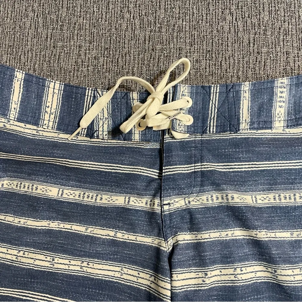 Billabong Swim Shorts - Image 5