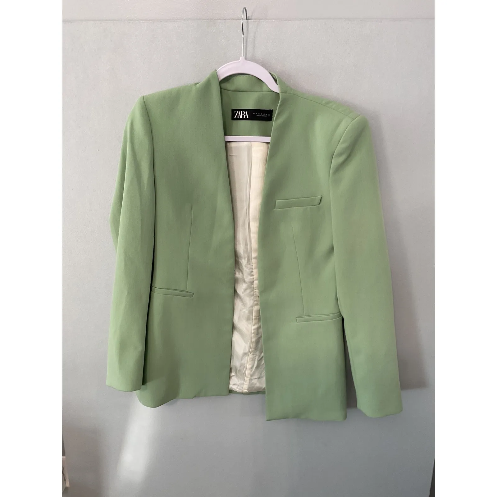 ZARA Light Green Collarless Open Front Blazer Jacket Women's Size S - Image 4