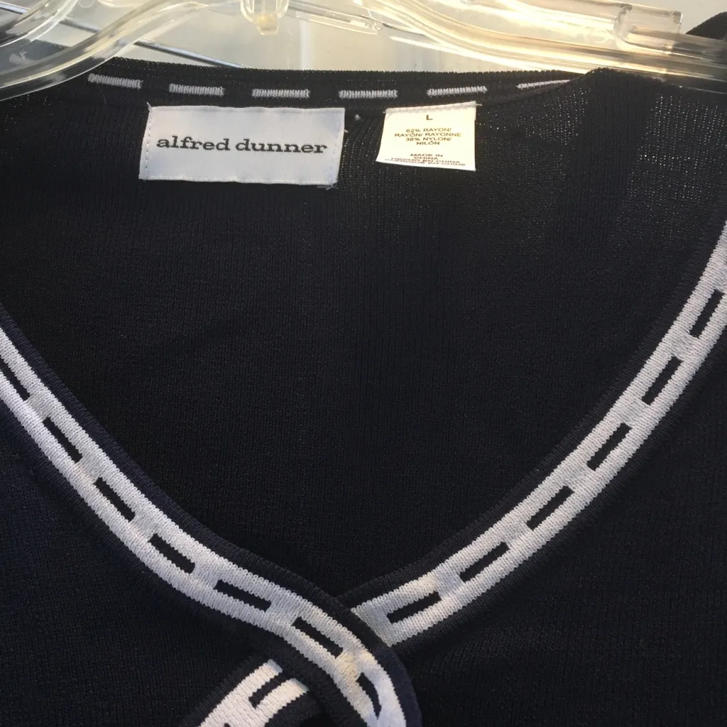 FINAL MARKDOWN Alfred dunner knit top large - Image 5