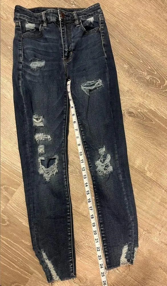 American Eagle Super Hi-Rise Jegging Women’s Size 2 Short Distressed - Image 5