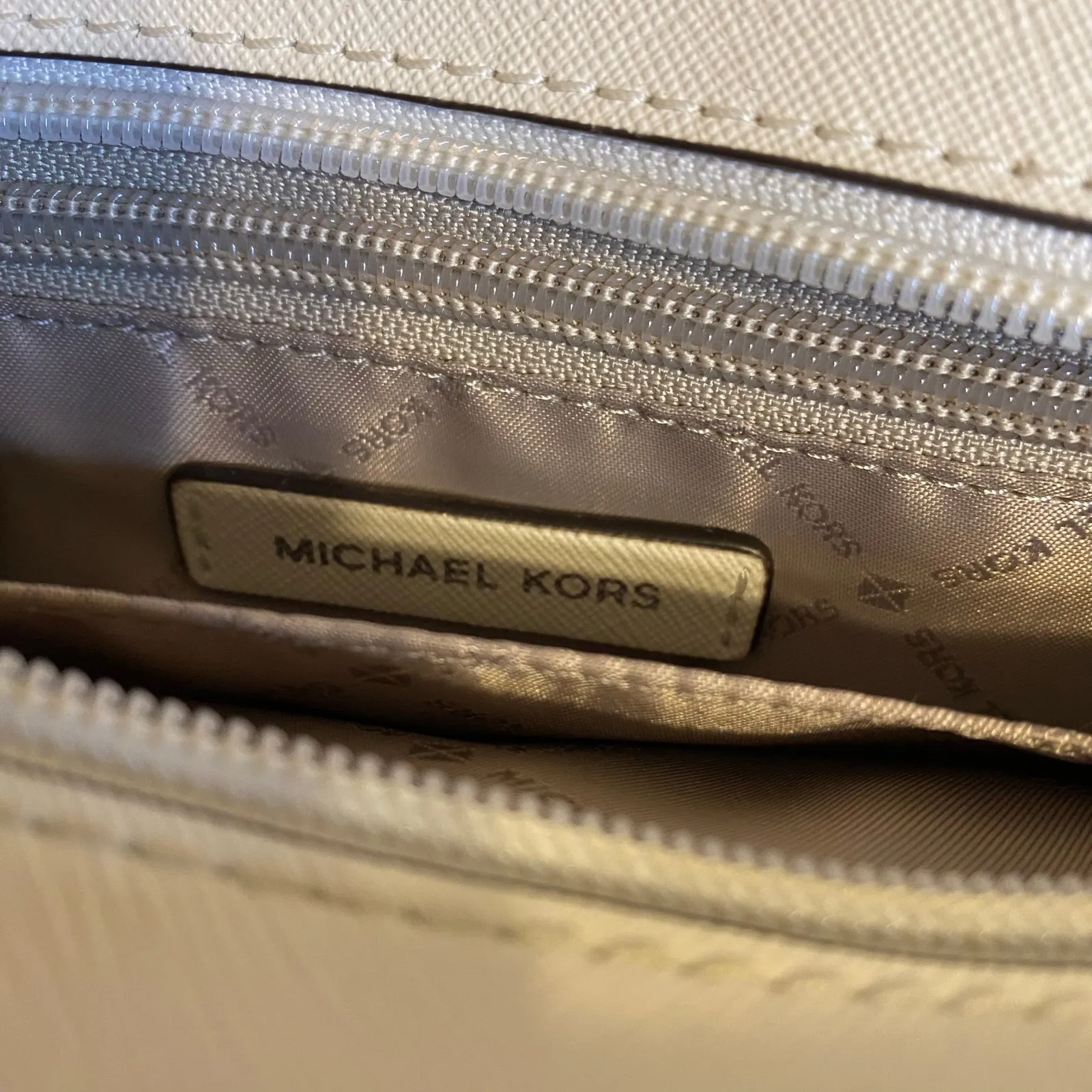 Michael Kors Jet Set Travel Signature Logo Top Zip Tote Bag XS W/ Shoulder Strap - Image 8