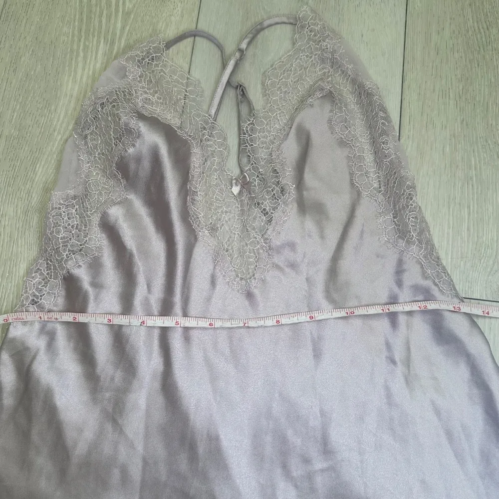 Victoria's Secret chemise lilac light lace low‎ back sexy sheer bow size small - Image 4