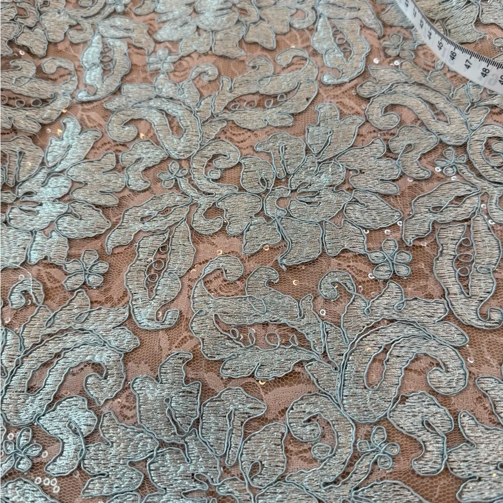 Women’s size 8 Ellen Tracy nude light aqua blue lace overlay dress sequence READ - Image 9