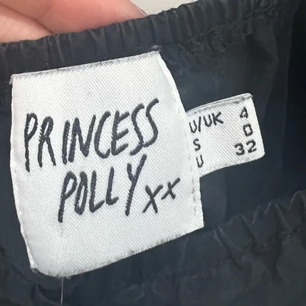 Princess Polly ABE CROP TOP BLACK - Image 11