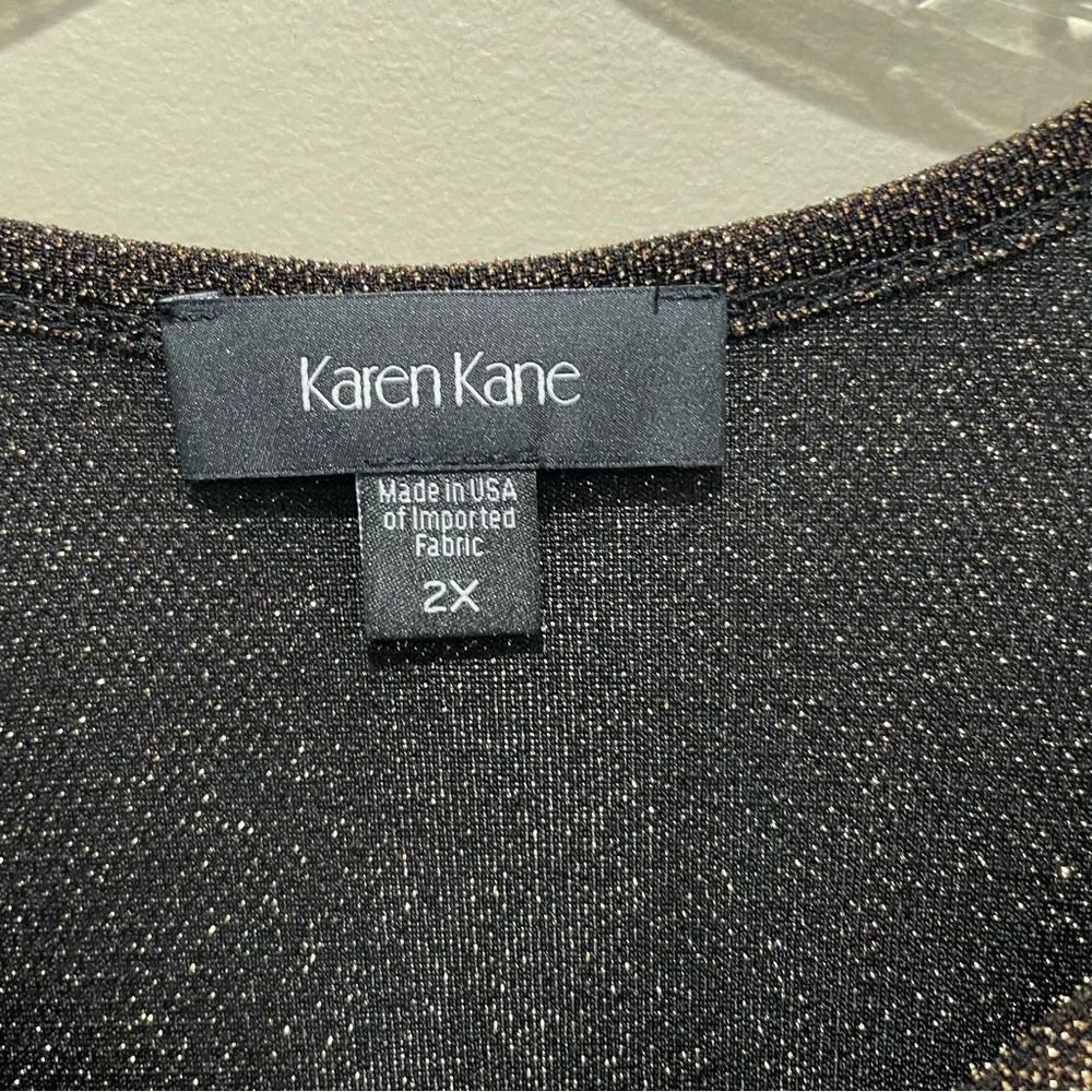 Karen Kane Metallic Boat Neck Long Sleeve Asymmetrical Hemline Top Plus Size 2X - Image 7