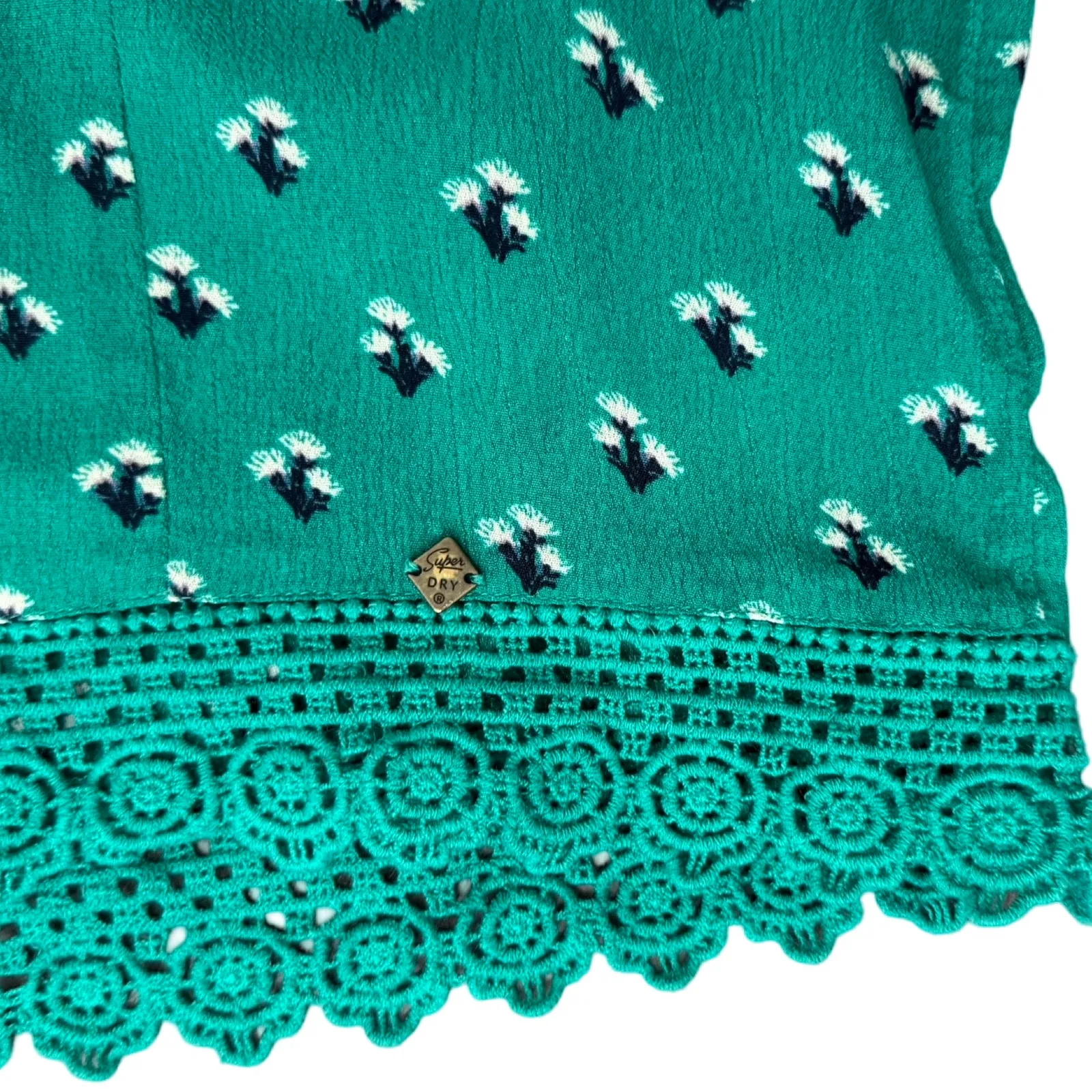Superdry Cropped Green Floral Button Down Boxy Short Sleeve Lace Trim Top size 8 - Image 9