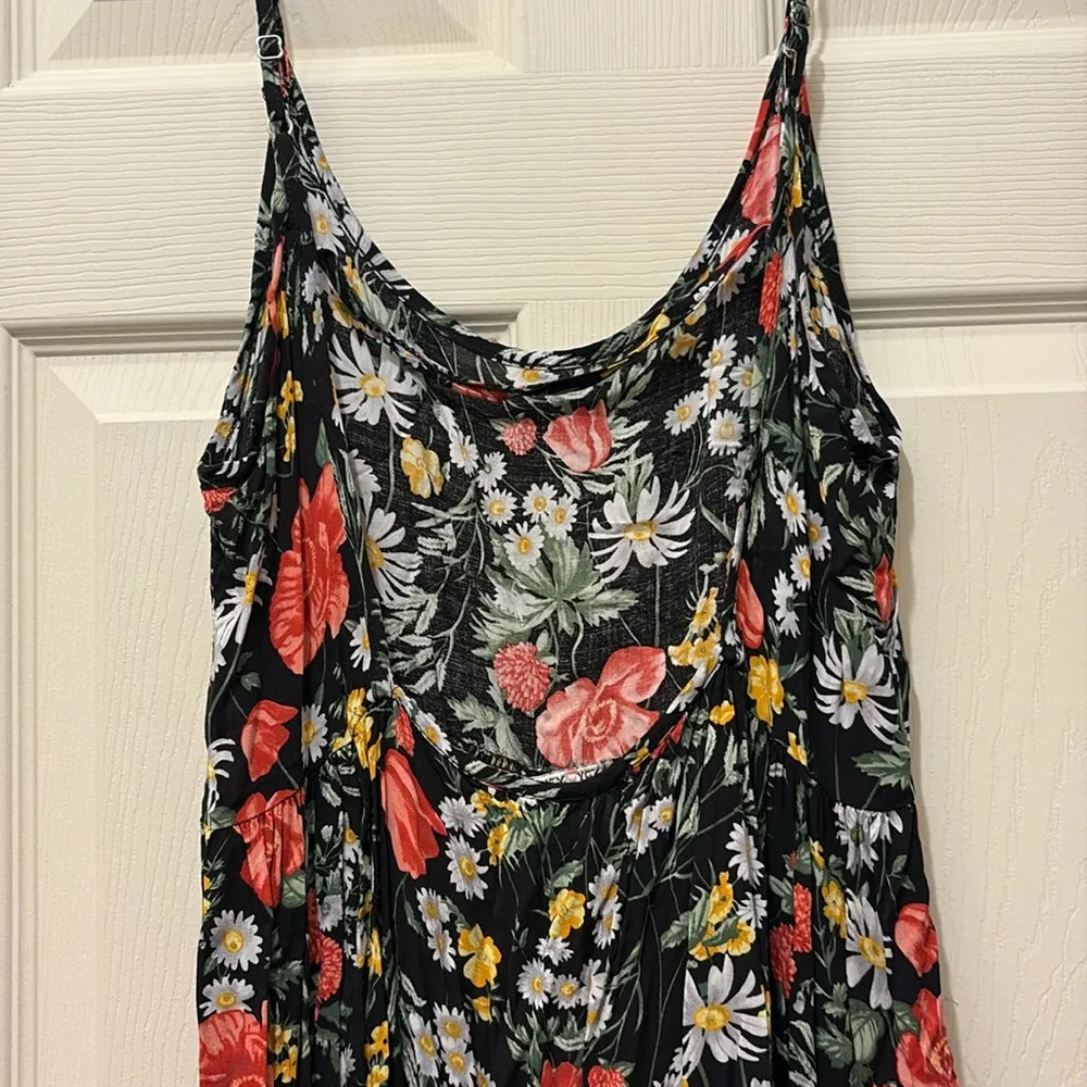 Brandy Melville Black Floral Sleeveless Spaghetti  Dress - Image 4