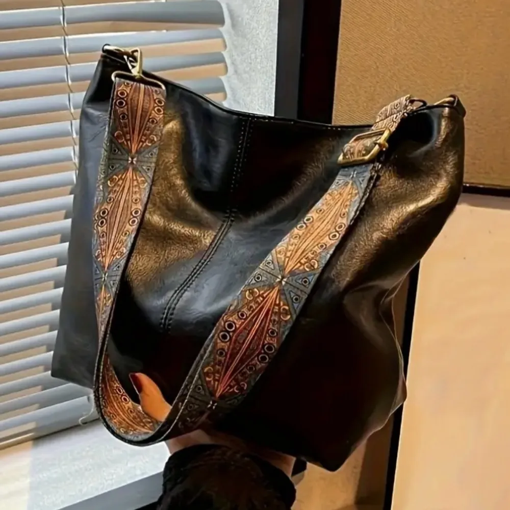 Black Vegan Leather Shoulder Bag Guitar Strap - Image 2