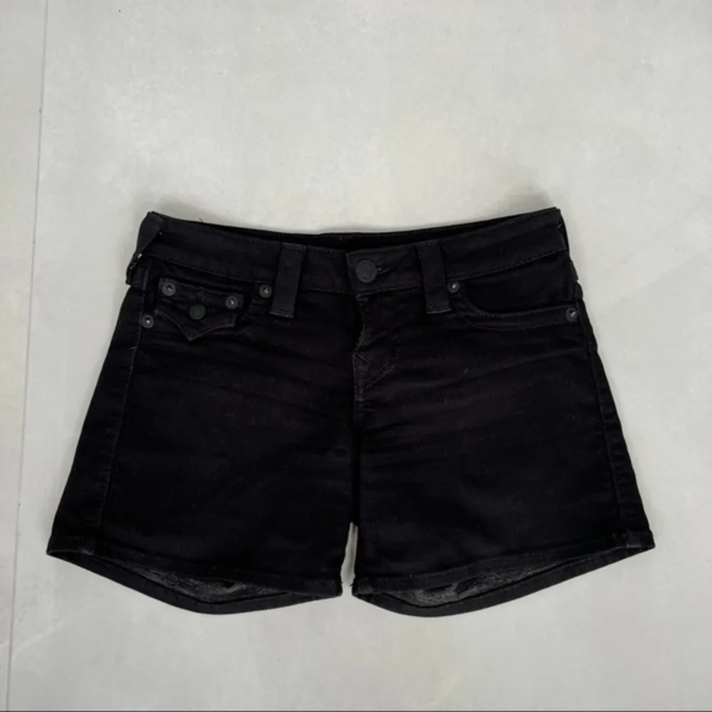 True Religion Mid Cut Off Low rise Black shorts - Image 17