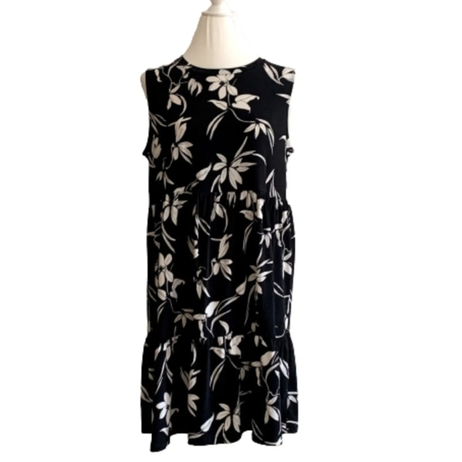 Banana Republic Dress Black White Floral Print Sleeveless Casual Dress Medium - Image 12
