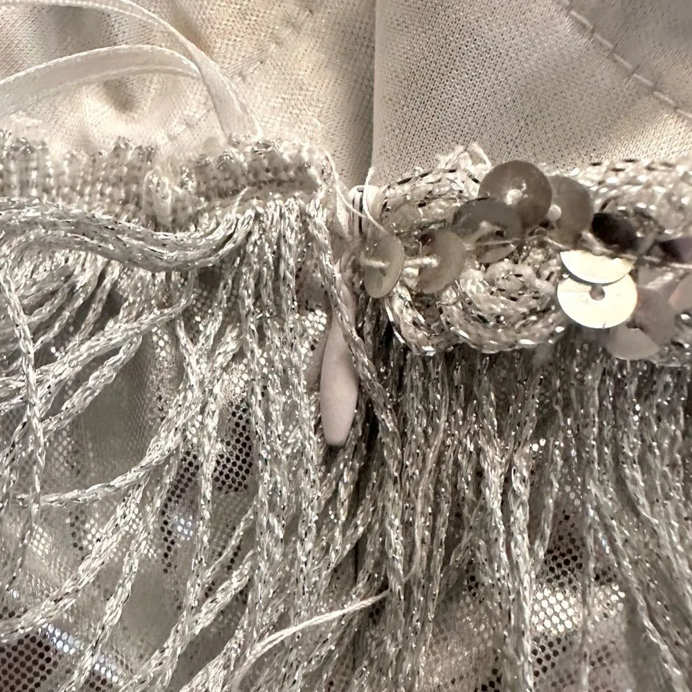 Shimmery Silver Flapper 20's Vibe Costume - Image 9