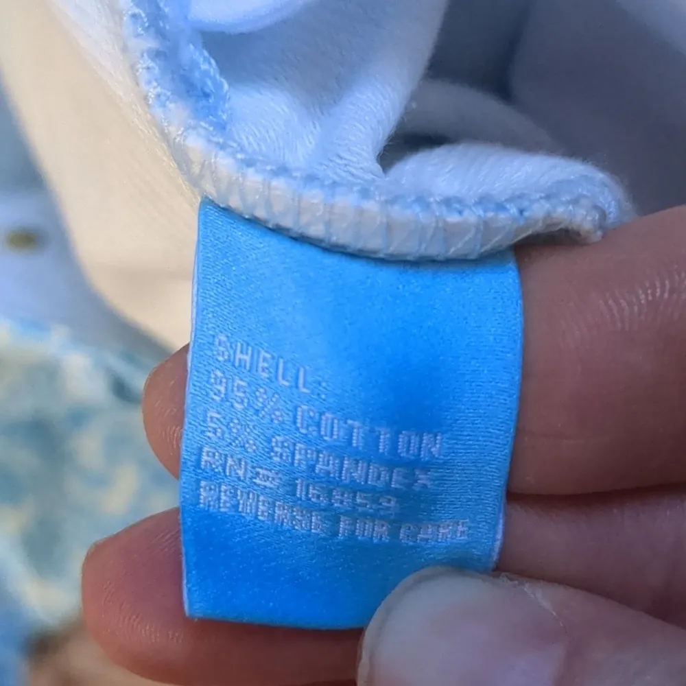 J. McLaughlin  blue white leaves jeans size 0 - Image 4