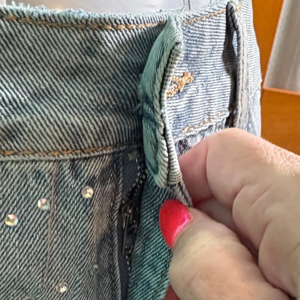 Light Blue Rhinestone Studded casual loose Jean Shorts Size L - Image 6