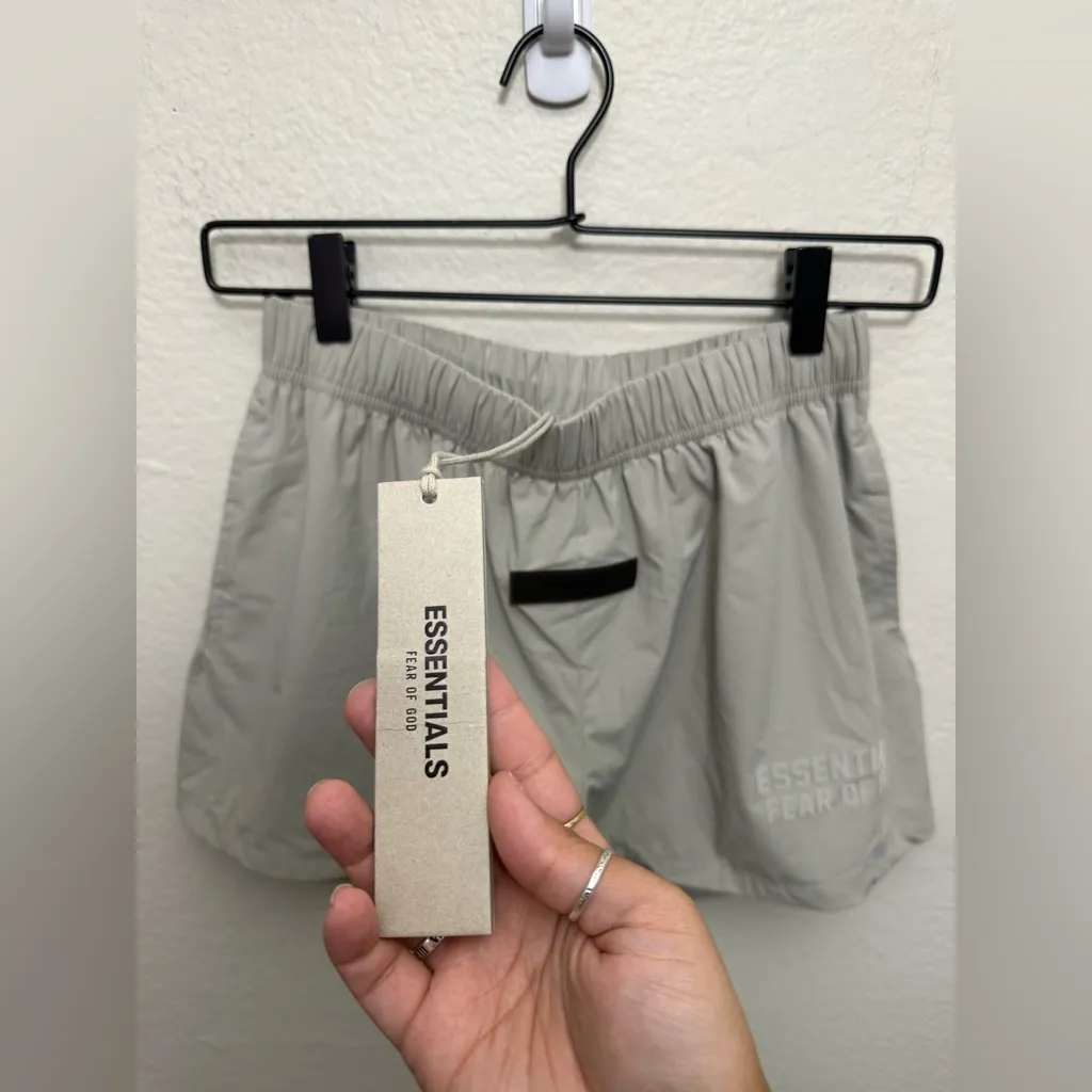NWT ESSENTIALS Fear of God Running Nylon Short Size S Athletic Running Gray - Image 2