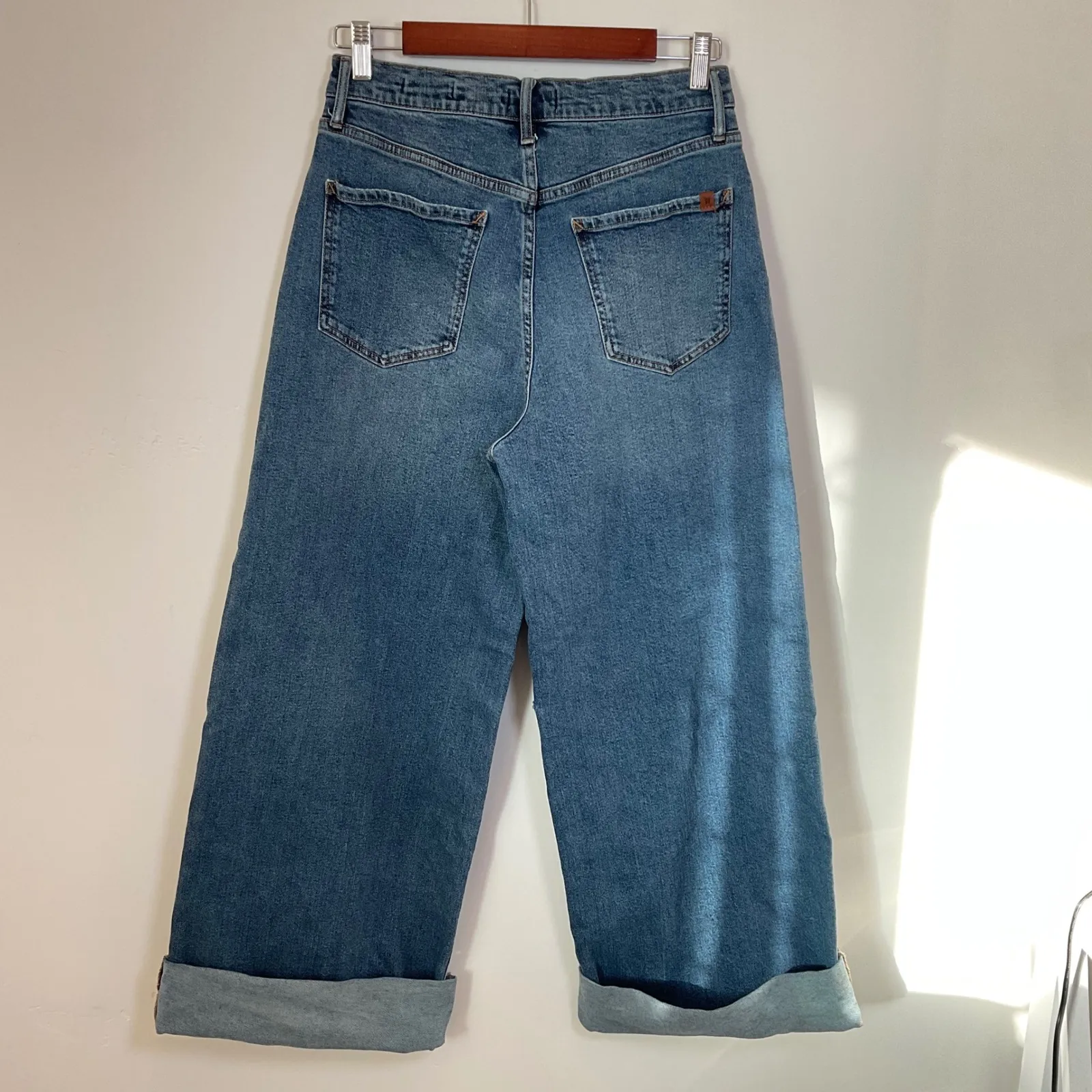 Jessica Simpson Freesia High Rise Wide Leg Jeans Medium Wash Size 8 - Image 3