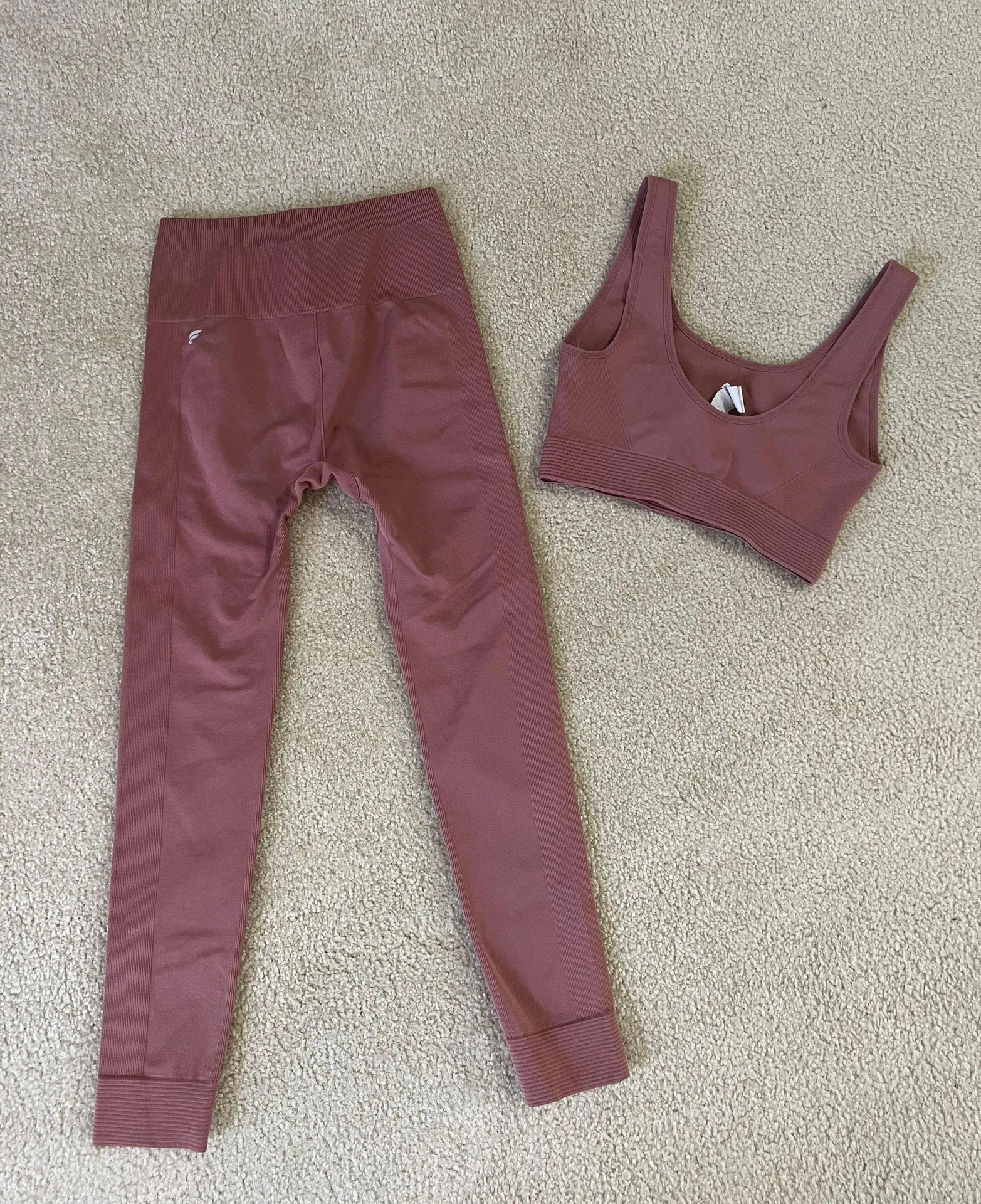 Fabletics Gym Bra + Legging Matching Set - Image 4