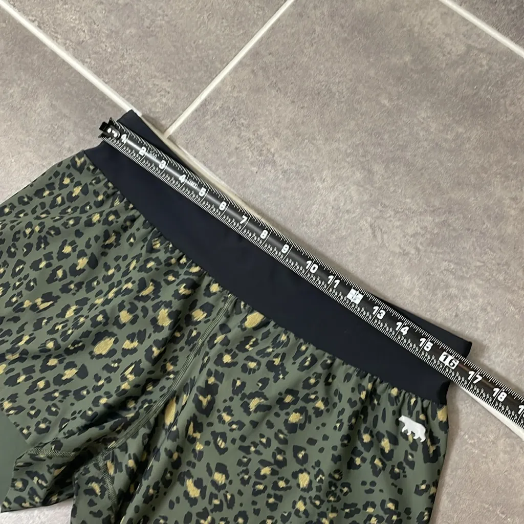 Running Bare‎ Running Shorts 3.5” size 8/10 Green - Image 4