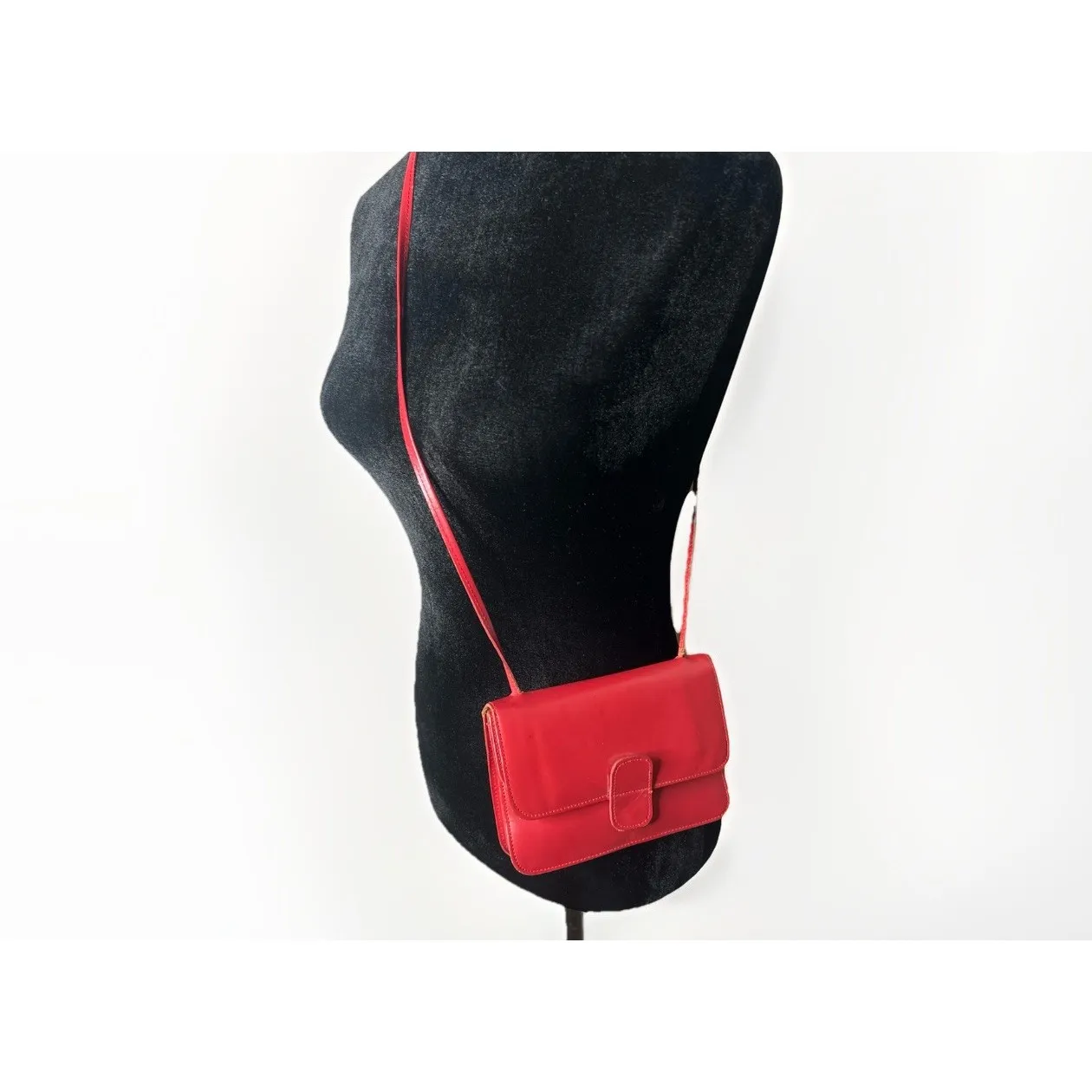 Vintage Genuine Red Leather 1970s Crossbody Bag Handmade In Brazil - Image 3