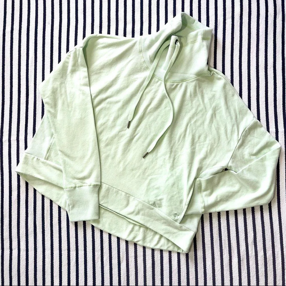 Harmonise Luxe Fleece Sweatshirt in Glacier Green Medium - Image 5