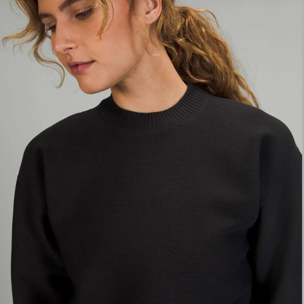Lululemon All Around Crewneck Sweater - Image 3