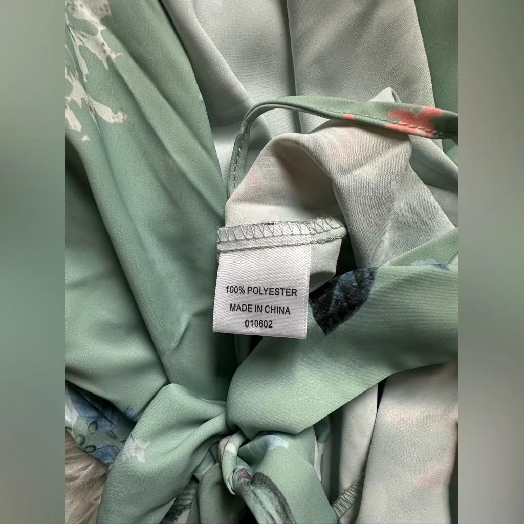 Birdy Grey Kenny floral ruffle bridesmaid robe - Image 6