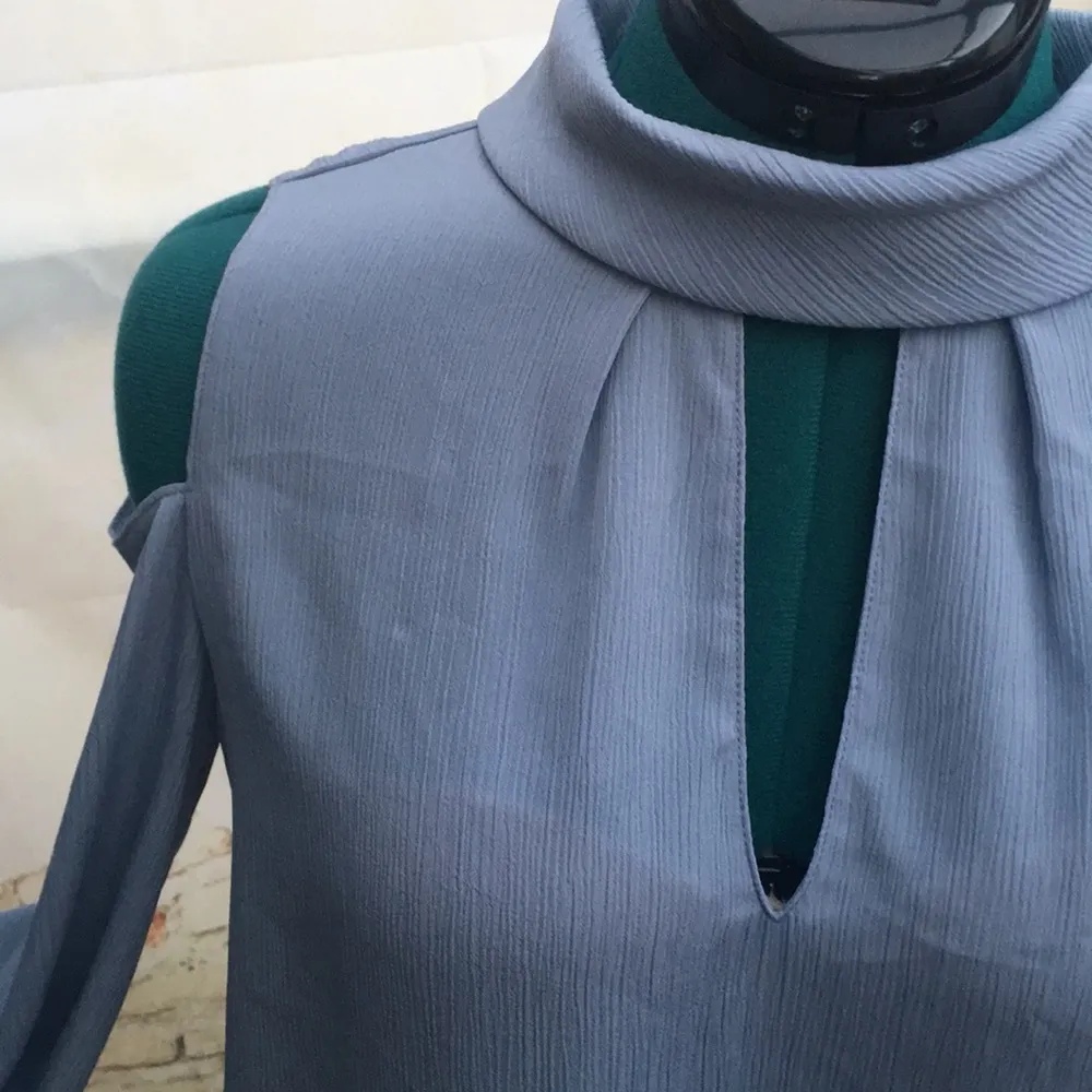 New Lush Powder Blue Cold Shoulder Key Hole Flutter Sleeve Blouse - Image 2