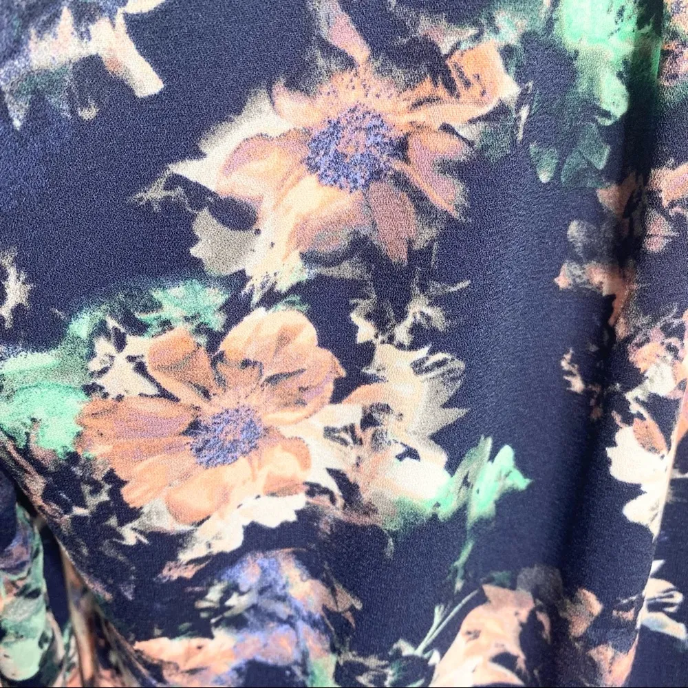 Apt 9 Long Sleeve Button Up Blouse Top Size Small Blue, Pink, Green Floral Shirt - Image 10