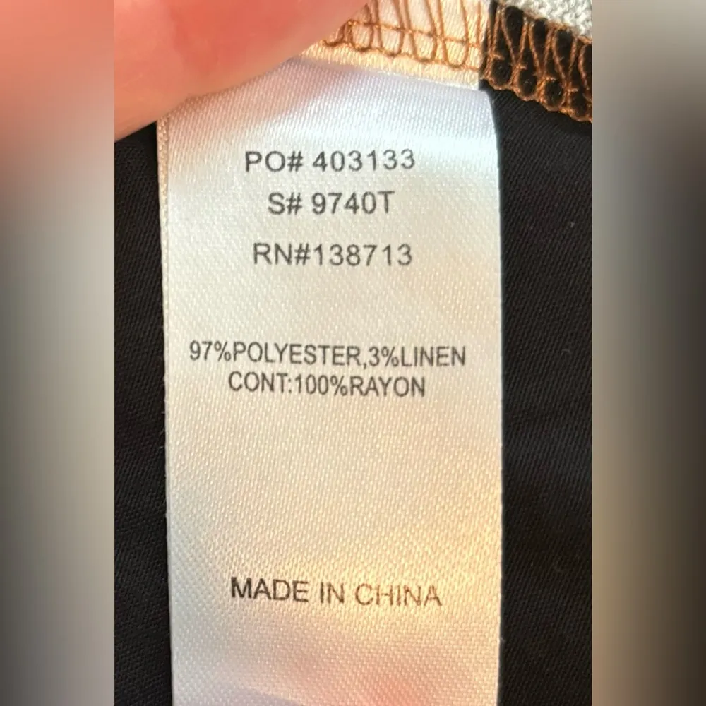 Doe & Rae Leopard Print Top from Buckle - Image 9