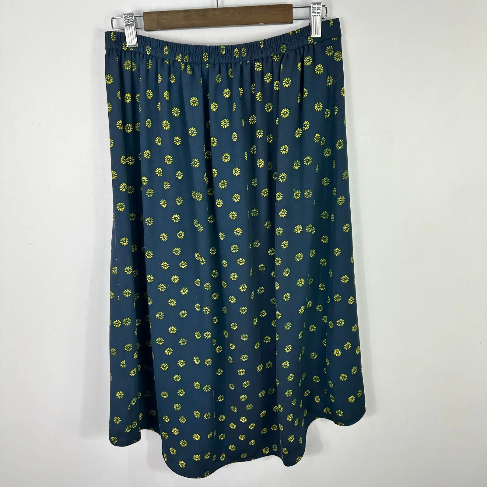 J Crew M Blue Floral Daisy Midi Skirt Preppy Coastal Cottagecore Spring Outfit - Image 5