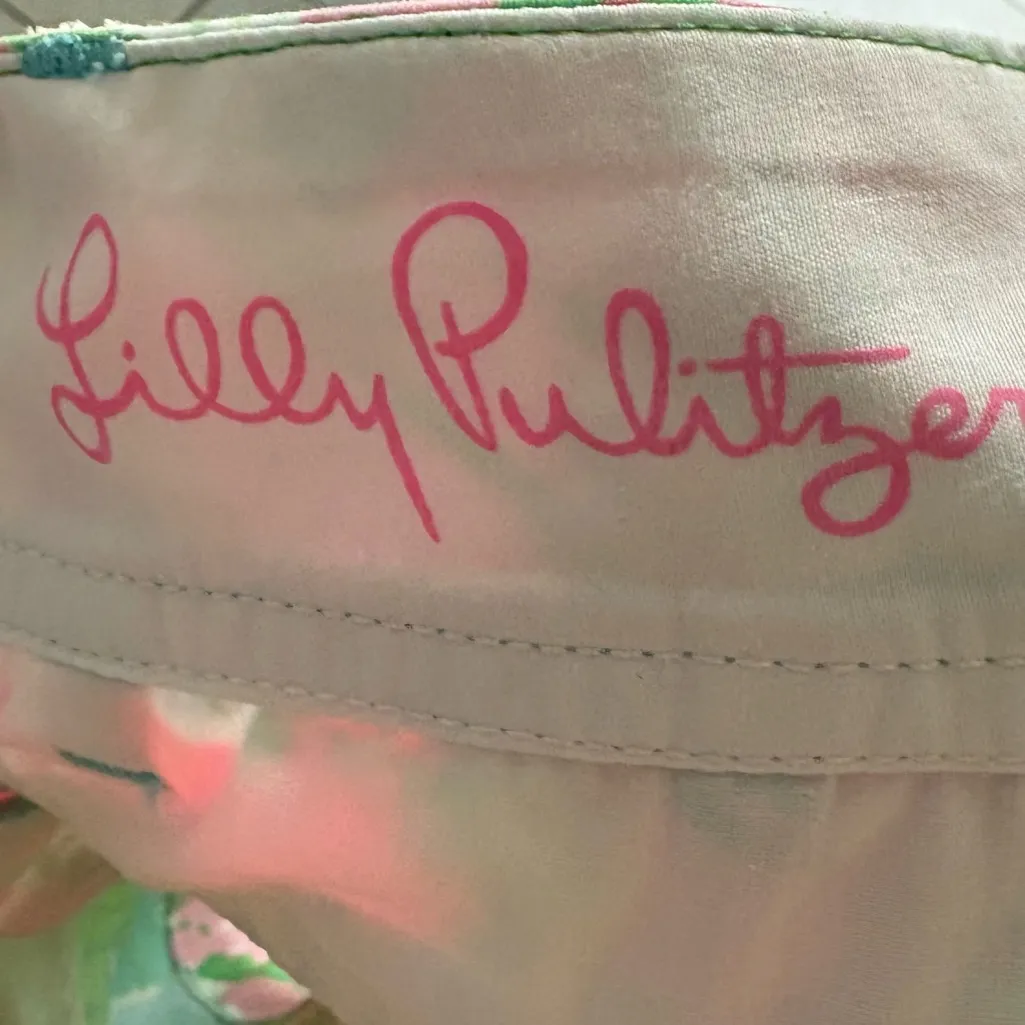 Lilly Pulitzer Big Flirt Pattern Callahan‎ Shorts Size 0 - Image 4
