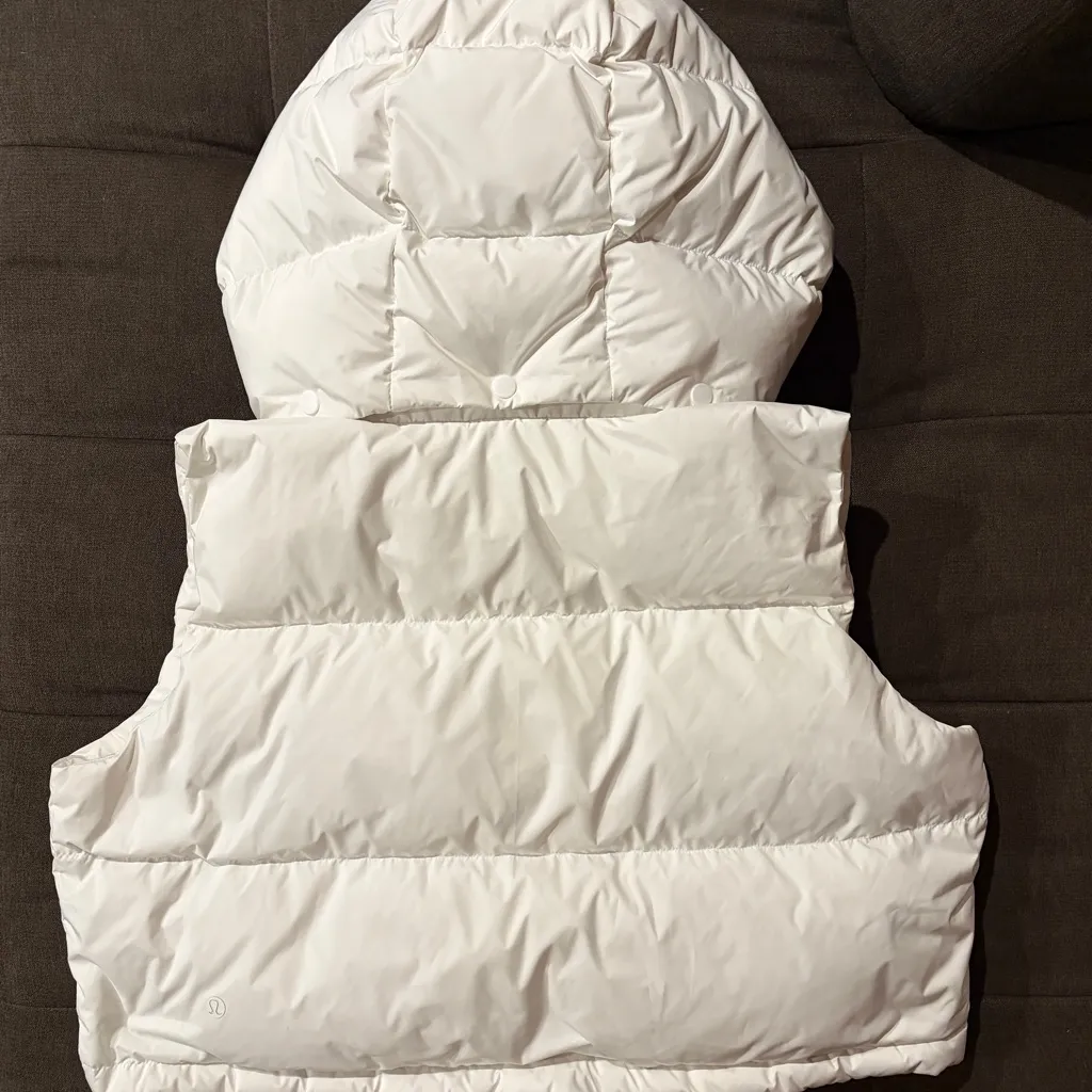 Lululemon Wunder Puff Vest - Image 3