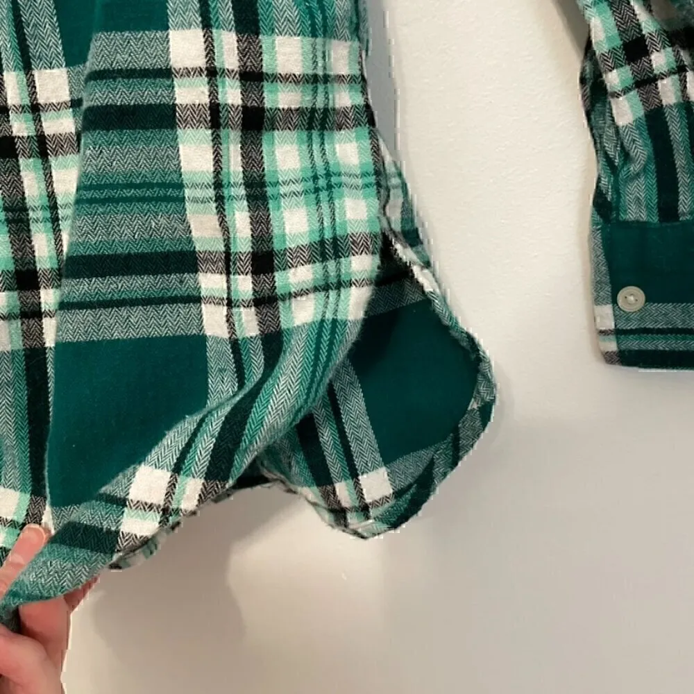 ANN TAYLOR LOFT Plaid Flannel Everyday Shirt Dark Green White Black Button Down - Image 8