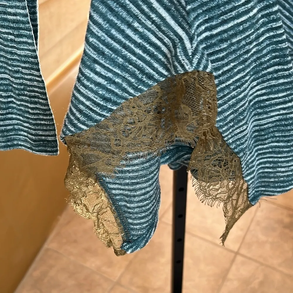 LOGO Green White Stripes Cardigan with Golden Lace Inserts Size Small Oversized - Image 5